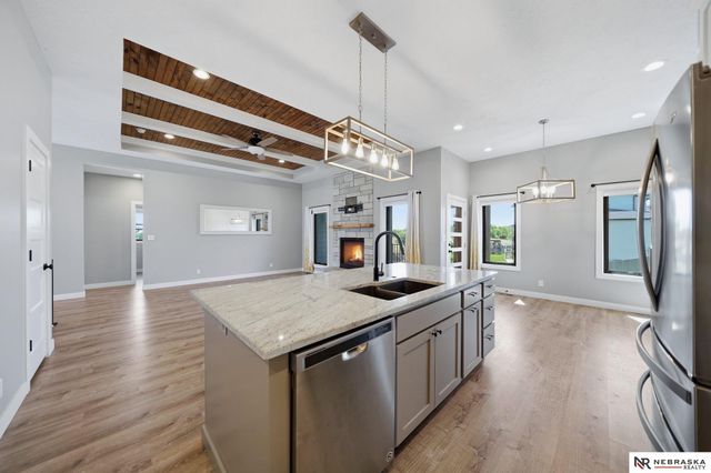 9725 Modena Court, Lincoln, NE 68526