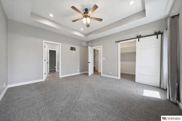 9725 Modena Court, Lincoln, NE 68526
