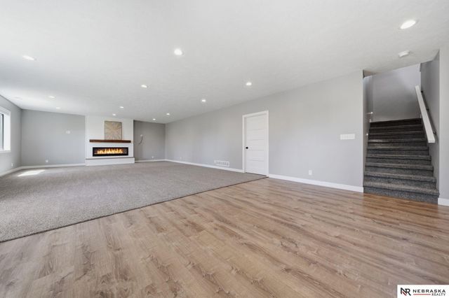 9725 Modena Court, Lincoln, NE 68526