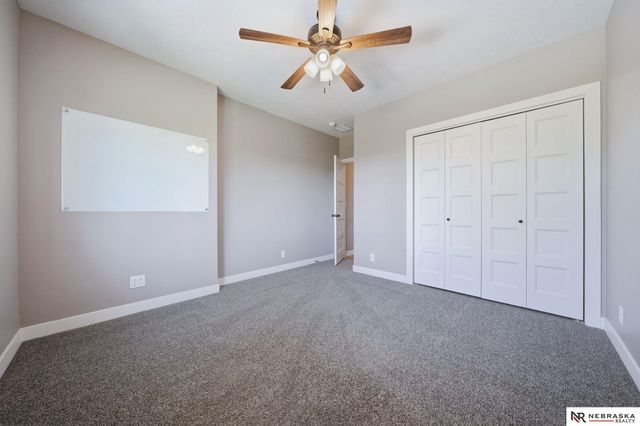 9725 Modena Court, Lincoln, NE 68526