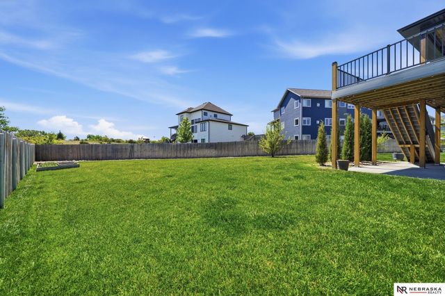 9725 Modena Court, Lincoln, NE 68526