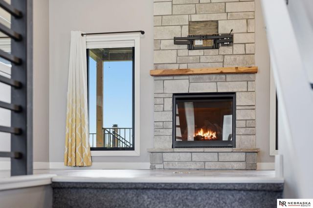 9725 Modena Court, Lincoln, NE 68526