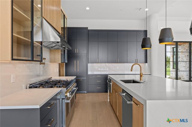 8109 Kuhn Drive, Austin, TX 78736