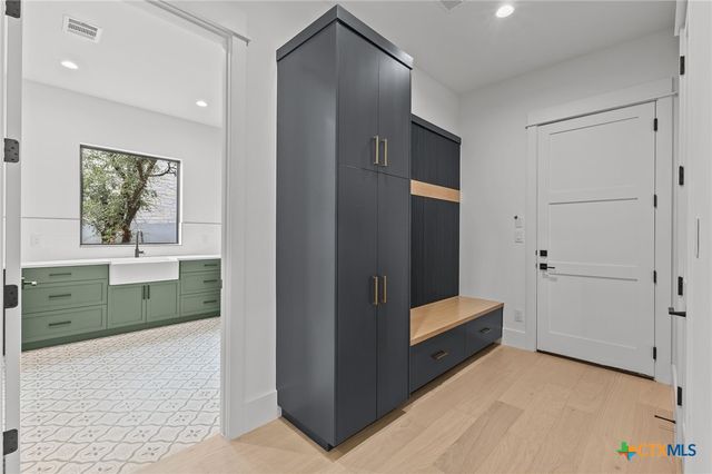 8109 Kuhn Drive, Austin, TX 78736