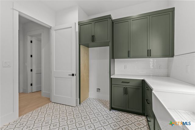 8109 Kuhn Drive, Austin, TX 78736
