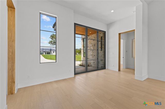 8109 Kuhn Drive, Austin, TX 78736