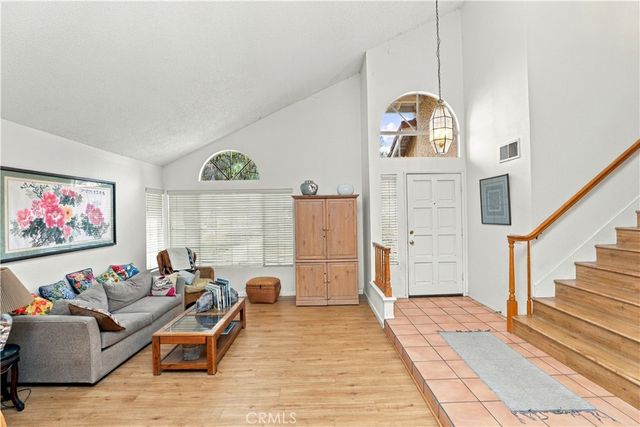 439 Mission Grove N, Riverside, CA 92506