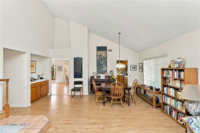 439 Mission Grove N, Riverside, CA 92506