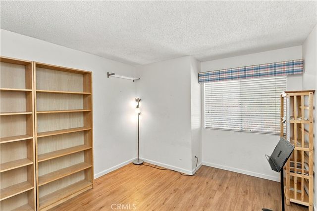 439 Mission Grove N, Riverside, CA 92506