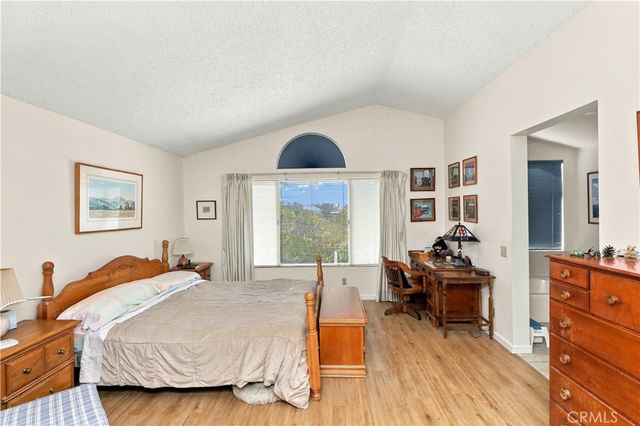 439 Mission Grove N, Riverside, CA 92506