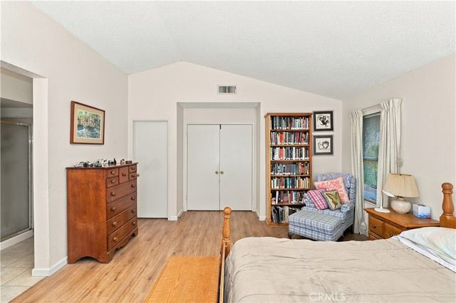 439 Mission Grove N, Riverside, CA 92506