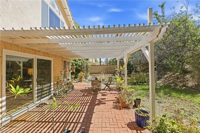 439 Mission Grove N, Riverside, CA 92506