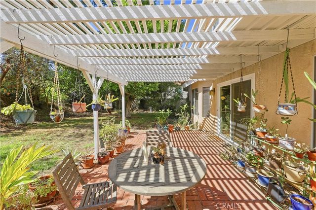 439 Mission Grove N, Riverside, CA 92506