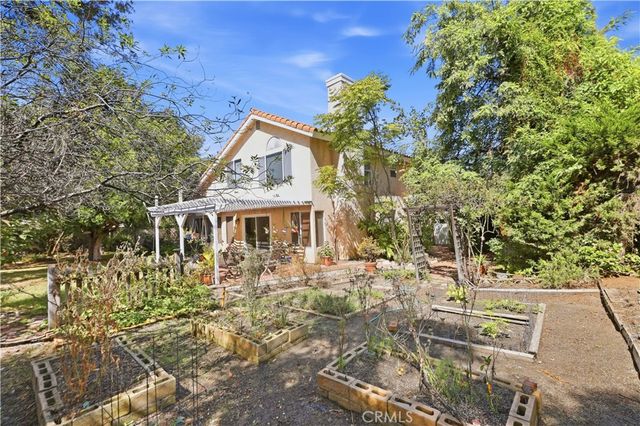 439 Mission Grove N, Riverside, CA 92506