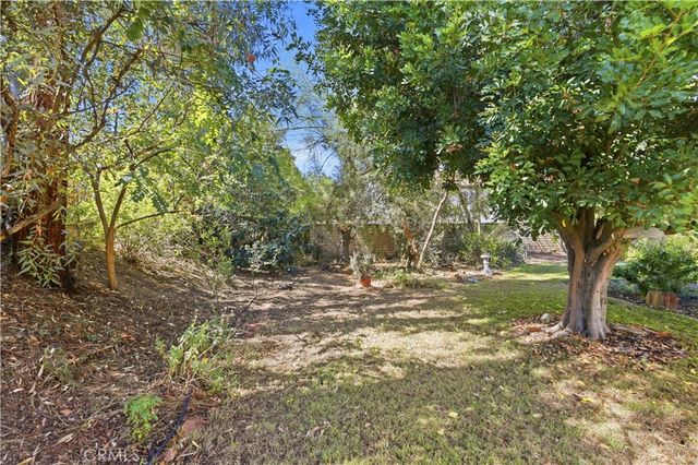 439 Mission Grove N, Riverside, CA 92506