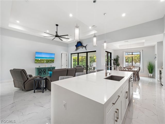 5002 Agualinda BLVD, Cape Coral, FL 33914