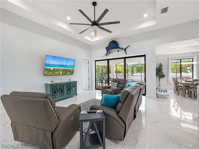 5002 Agualinda BLVD, Cape Coral, FL 33914