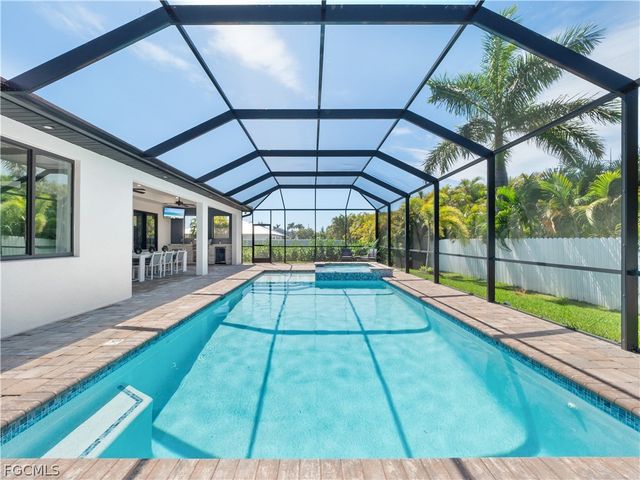 5002 Agualinda BLVD, Cape Coral, FL 33914