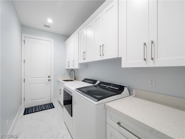 5002 Agualinda BLVD, Cape Coral, FL 33914