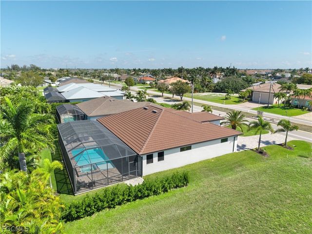 5002 Agualinda BLVD, Cape Coral, FL 33914