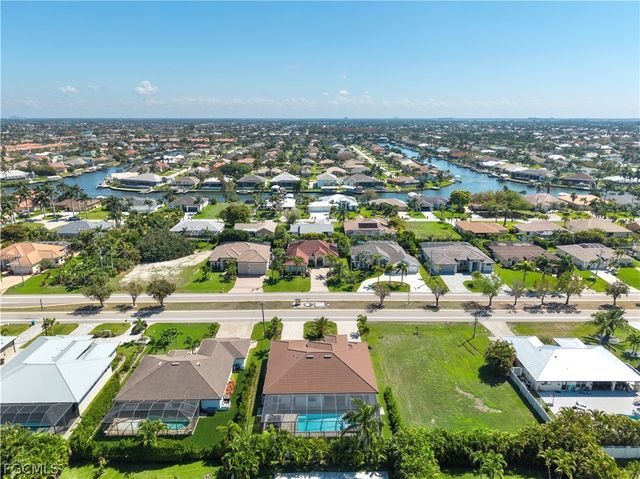 5002 Agualinda BLVD, Cape Coral, FL 33914