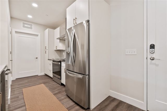 3725 Butler St 406, Lawrenceville, PA 15201