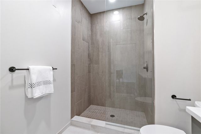 3725 Butler St 406, Lawrenceville, PA 15201