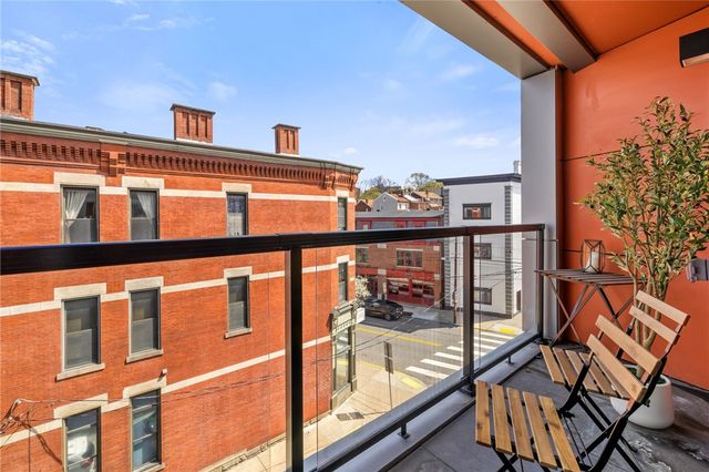 3725 Butler St 406, Lawrenceville, PA 15201