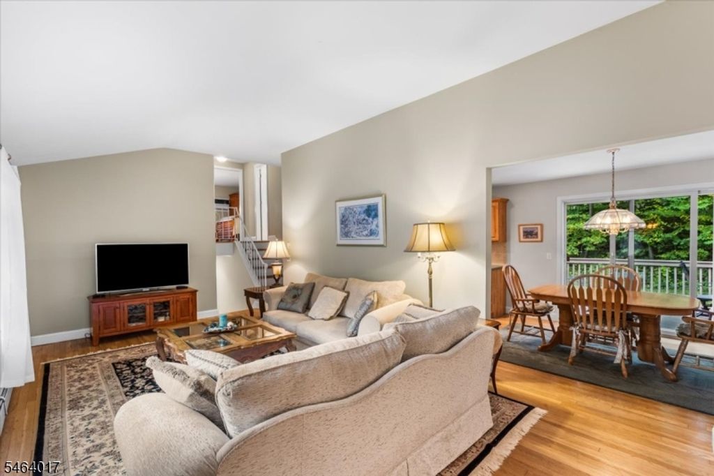 38 Old Coach Rd, Vernon Twp., NJ 07462 — photo 4