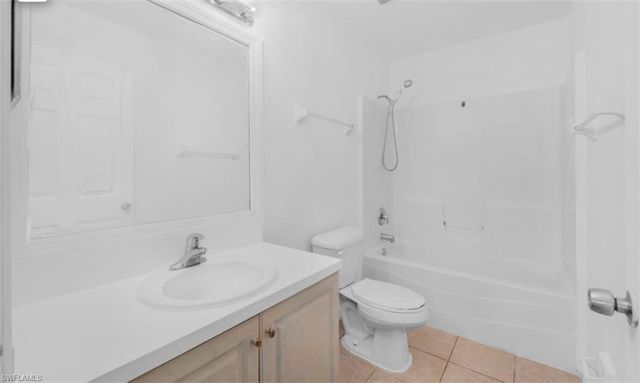 2172 Simon CT, Fort Myers, FL 33916