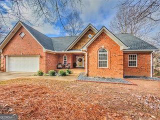 170 SEQUOYAH Drive, Cornelia, GA 30531