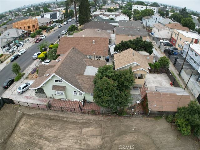 1229 W 37th Drive, Los Angeles, CA 90007