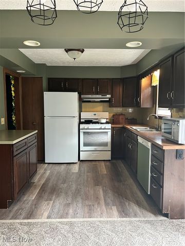 8079 Windward Trace Circle NW, Massillon, OH 44646