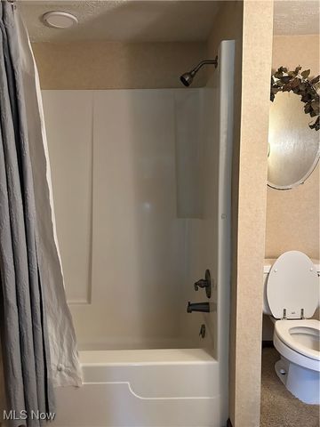 8079 Windward Trace Circle NW, Massillon, OH 44646