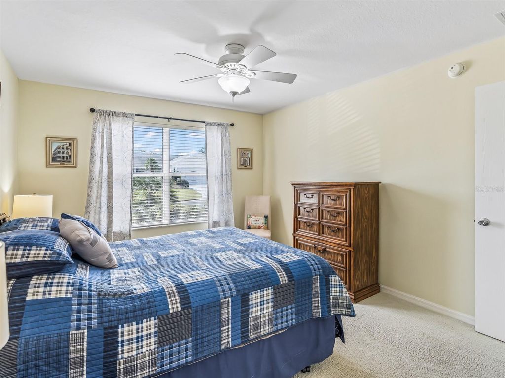 Image 26 of property listing at 445 KEYHOLE STREET, The Villages, FL 32162