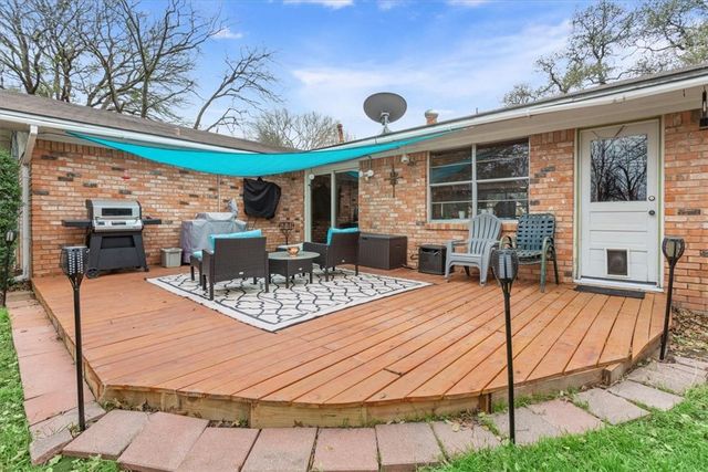 725 Falcon Drive, Woodway, TX 76712