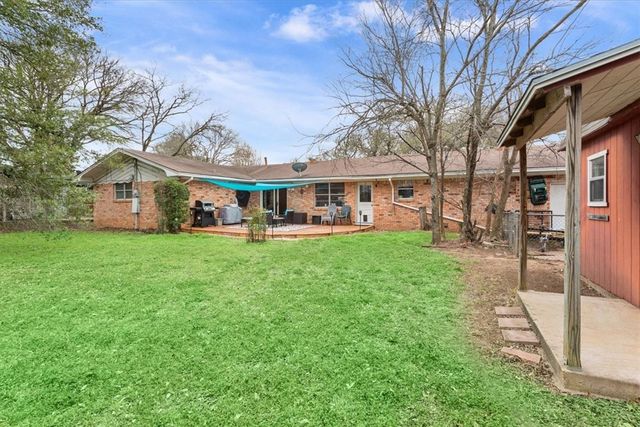 725 Falcon Drive, Woodway, TX 76712