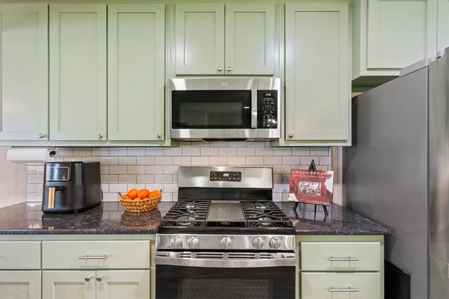 725 Falcon Drive, Woodway, TX 76712