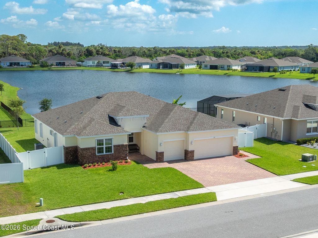 375 Loymer Circle, Merritt Island, FL 32953