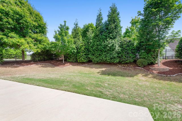 15403 Oleander Drive, Charlotte, NC 28278