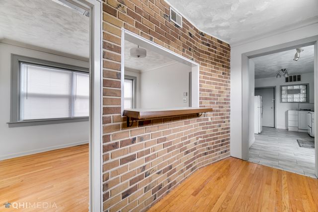 8110 S Cottage Grove Avenue, Chicago, IL 60619