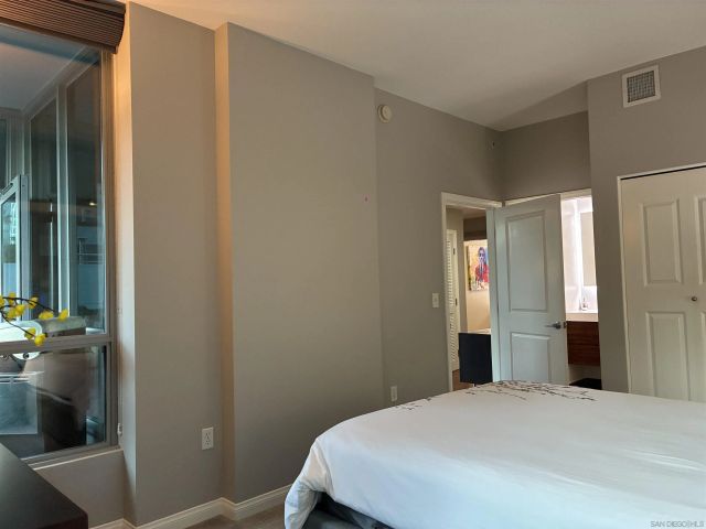 206 Park Blvd. 203, San Diego, CA 92101