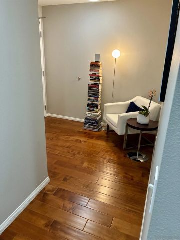 206 Park Blvd. 203, San Diego, CA 92101