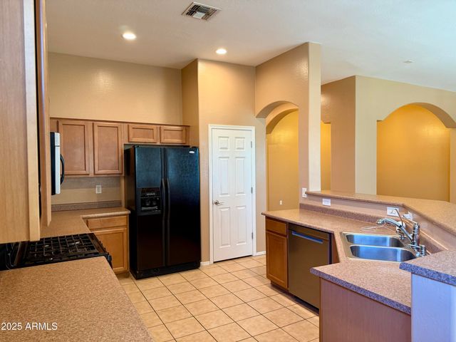 4601 W MOSS SPRINGS Road, Anthem, AZ 85086