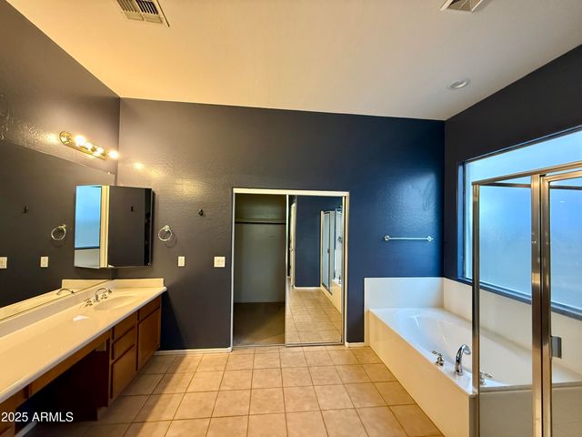 4601 W MOSS SPRINGS Road, Anthem, AZ 85086