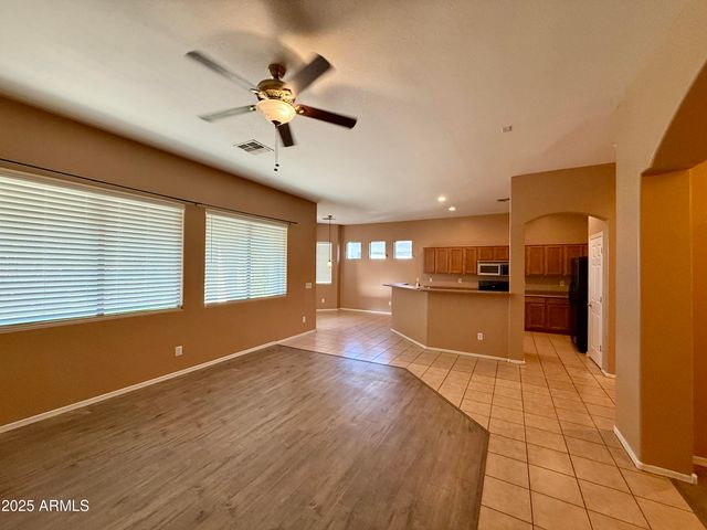 4601 W MOSS SPRINGS Road, Anthem, AZ 85086