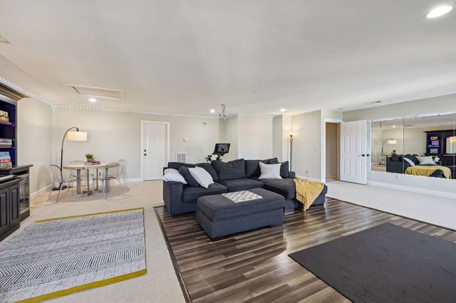 2944 Americus Dr, Thompsons Station, TN 37179