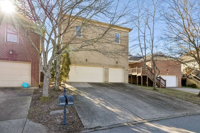 2944 Americus Dr, Thompsons Station, TN 37179