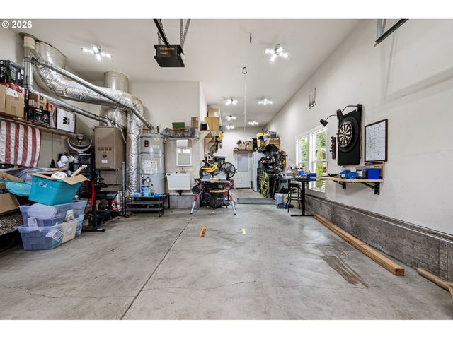 729 S 68TH Pl, Springfield, OR 97478