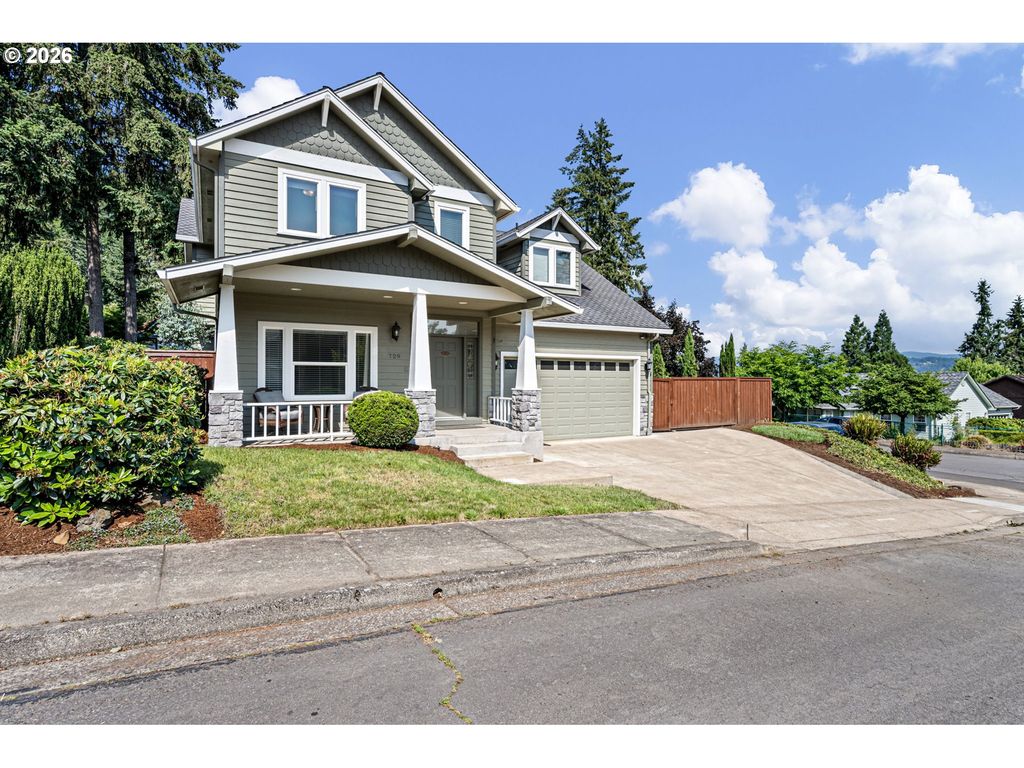 729 S 68TH Pl, Springfield, OR 97478